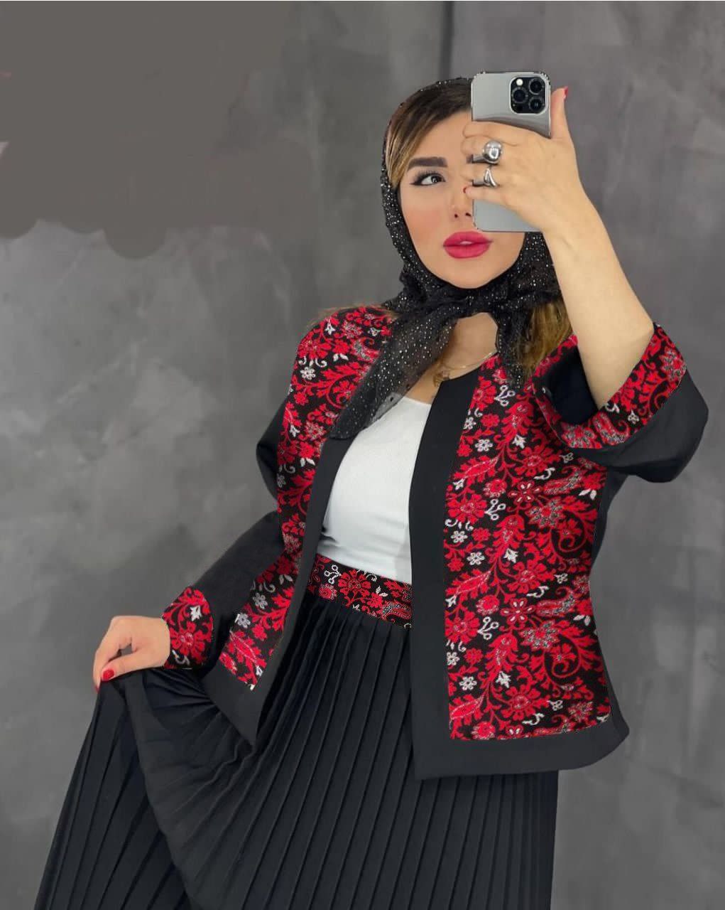 کت دامن پلیسه ای