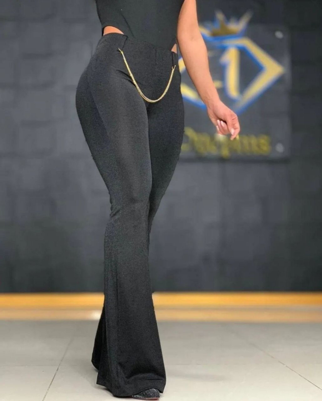 شلوار مجلسی دمپا گشاد لمه دار - 50