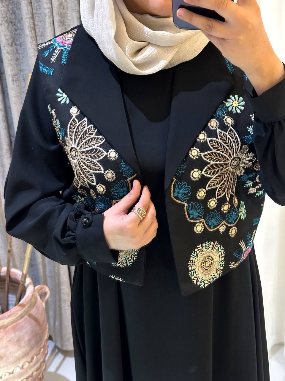 مانتو عبایی و جلیقه تسنیم - فری سایز / تک رنگ