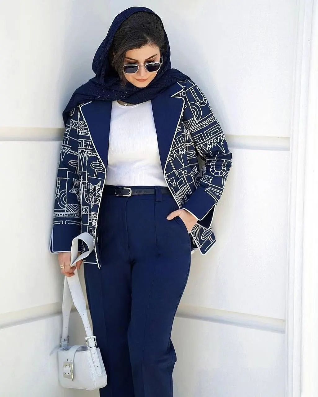 کت شلوار مزونی مدل شادی - سایز ۲ / سورمه ای