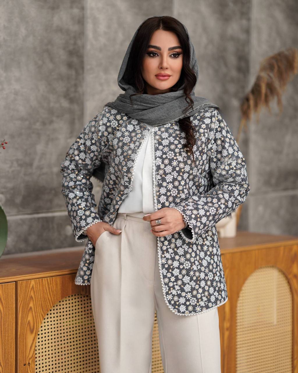 کت  مخمل  سوزندوزی عیدانه پرنسا - سایز ۱ / طوسی